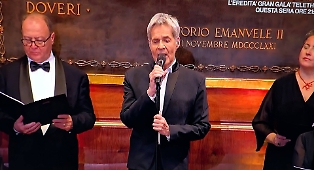 Claudio Baglioni commuove al concerto di Natale in Senato: &laquo;Avrai&raquo;, da padre a figlio