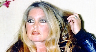 Addio a Brigitte Bardot: da icona mondiale a paladina degli animali, una vita tra mito e polemiche