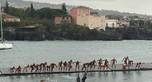 San Silvestro a mare con la pioggia per il magico poker del catanese Riccardo Torrisi