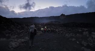 Etna, fronti lavici in raffreddamento : l'ultimo comunicato dell'Ingv sulla colata