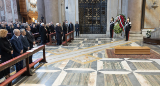 I funerali di Antonino Zichichi a Santa Maria degli Angeli: scienza e fede unite dal pendolo di Galileo