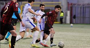 Il Siracusa paga una prima mezz'ora da incubo. E il Sorrento ringrazia