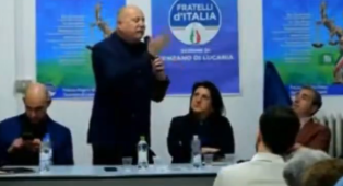 &laquo;Usate sistemi clientelari per la campagna per il S&igrave;&raquo;, bufera sul deputato di FdI