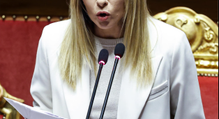 Meloni alla Camera il 10 aprile. Italia Viva attacca: &laquo;Ha scelto di sottrarsi al confronto&raquo;