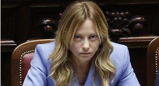 Meloni attacca i vannacciani: &laquo;La vera destra non &egrave; funzionale alla sinistra&raquo;