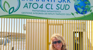 Le intercettazioni sui rifiuti: &laquo;Ha prostituito la vasca ad un presidente che non ci ha aiutati&raquo;