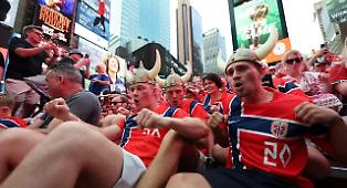 La &laquo;VikingRow&raquo; conquista i Mondiali: dai tifosi norvegesi alla nazionale, il rito che fa tremare gli stadi