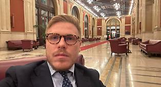 Niente passo indietro: La Vardera dribbla la candidatura e scende in piazza per l'acqua