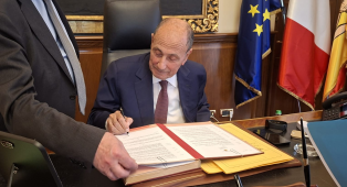 Sicilia, approvato il Documento economico di finanza regionale: Pil +0,6% nel 2025, debito quasi dimezzato