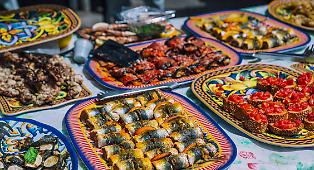 Le sagre del weekend, dal polpo a Pozzillo allo Street food di Riposto