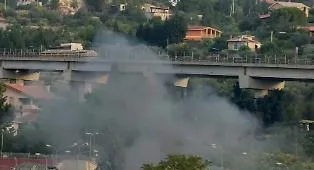 Rivolta nel Cpr di Pian del Lago a Caltanissetta: padiglione dato alle fiamme per fermare i rimpatri