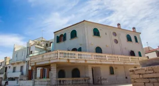 La casa di Montalbano diventa una pizzeria "di mare" con i piatti di Adelina