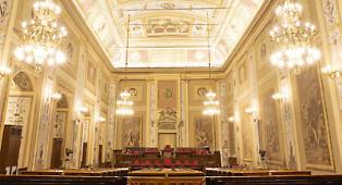 Il blocca-assunzioni alla Regione siciliana? Non &egrave; in vigore. Cos&igrave; fioccano i concorsi &ldquo;last minute&rdquo;