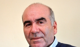 Il manager "sponsorizzato dalla politica" che si dimise per l'ortopedia andata in tilt