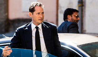 Del Vecchio stringe sul gruppo Gedi: sul piatto “la Repubblica” e le testate radiofoniche