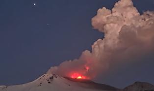 Crollano gli arrivi in Sicilia per il Capodanno. L&rsquo;Etna non basta, turisti scoraggiati dal caro-voli