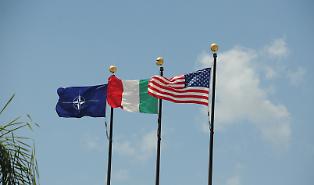 Sigonella, avviso dalla base Usa al personale dopo l'attacco all'Iran: &laquo;Restate vigili, ma l'allerta non cambia&raquo;