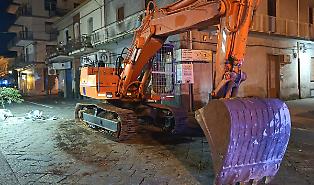 Colpo alla banca Baps di Zafferana Etnea: furto con escavatore, scardinato e portato via lo sportello del bancomat