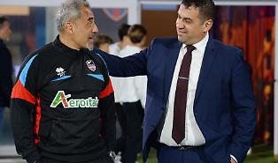 Il Catania lotta ma non va oltre il pari. I tifosi contestano: &laquo;Se restiamo in C vi facciamo un c... cos&igrave;&raquo;