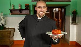 &laquo;Non volevo fare il cuoco&raquo;: oggi &egrave; il volto cult di &ldquo;Le ricette del convento&rdquo;