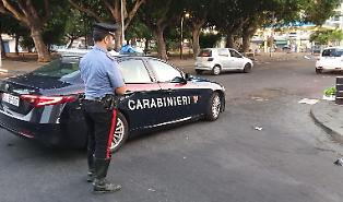 Notte di spari a Catania: giovane ferito in piazza Risorgimento, raffiche in strada a Librino
