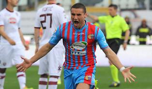 Gonzalo Bergessio attaccante del Catania negli anni della Serie A