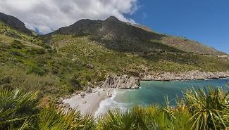 Riapre parzialmente la Riserva naturale dello Zingaro: sentiero costiero riaperto e musei accessibili