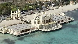 Palermo, colpo di scena: dopo le polemiche con la Vardera divieto di balneazione in una parte di Mondello