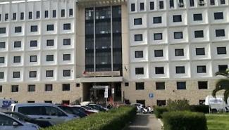 Padre e figlio De Simone nel mirino dell'antimafia: 35 indagati tra estorsioni, droga e voto di scambio