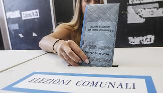 Centrodestra, il vertice di Palermo finisce in stallo: l'ombra di Roberto Di Mauro spacca la coalizione