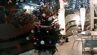 Assalto in un bar a Palermo: i dipendenti fatti inginocchiare