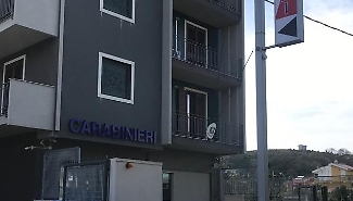 Arrestato a Barcellona Pozzo di Gotto 34enne: trovati 1,8 kg di hashish e un laboratorio per il confezionamento