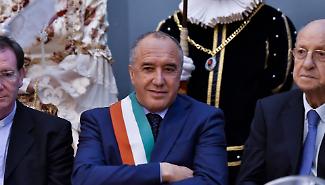 Appiccato un incendio a pneumatici nella ditta del presidente del Libero consorzio comunale di Agrigento