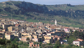 Marianopoli, 72 minuti di fuoco: il duello Noto‑Vaccaro per il "copia e incolla" del piano triennale delle opere