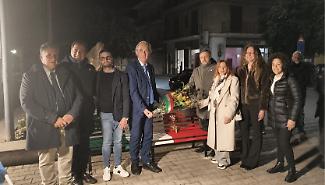 Una panchina tricolore per le vittime delle Foibe: quando la memoria diventa impegno