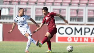 Il Trapani non c'&egrave; pi&ugrave;, il Crotone passeggia al Provinciale: granata sull'orlo del precipizio