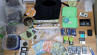 Una notifica amministrativa, la droga e l'intervento delle unit&agrave; cinofili: ecco cosa &egrave; accaduto nel trapanese