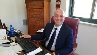 Burgio sfida la norma regionale: il sindaco di Serradifalco e figlio dell'assessore regionale corre per il terzo mandato