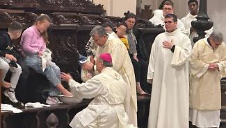 Triduo Pasquale, mons. Lomanto: &laquo;Portiamo la luce del Vangelo&raquo;