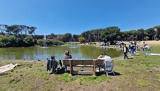 Luned&igrave; di Pasquetta: un po' &egrave; il bel tempo e un po' caro carburante, i catanesi affollano Villa, San Giovanni Li Cuti e la Plaia