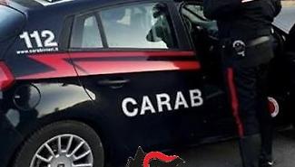 Fugge dai domiciliari e forza un posto di blocco: arrestato a Sant&rsquo;Alessio Siculo un 41enne senza assicurazione