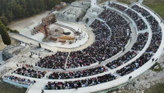 Bocciature per l'Inda: ministero della Cultura blocca l'aumento retroattivo da 41 a 68 mila euro per la consigliera delegata