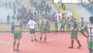 La delusione dei calciatori della Sancataldese