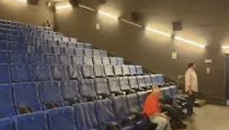 Ragusa, grave episodio di vandalismo al cinema Madison