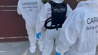 Sorprende un uomo a rubare in casa sua e lo accoltella, presunto ladro 37enne ricoverato in prognosi riservata
