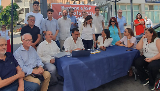 All'ombra del gazebo contro la Regione matrigna il campo largo siciliano si sfarina prima di nascere