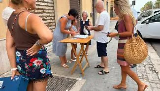 Trapani insorge per l'acqua: 1.150 firme e una lunga diffida al comune