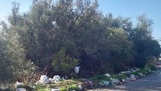 Belpasso: sulla Sp 135 si gioca al... &ldquo;lancio del sacchetto&rdquo;