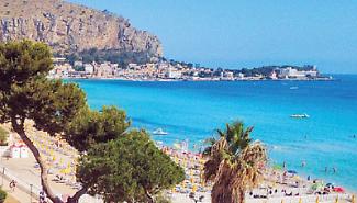 La concessione di Mondello, le aziende e il &laquo;rapporto fiduciario&raquo;: cosa dice la sentenza su Italo Belga - Il Tar respinge il ricorso della societ&agrave;