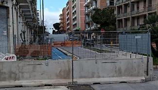 Viale Teocrito, sprint finale: variante accelera i lavori e anticipa la riapertura